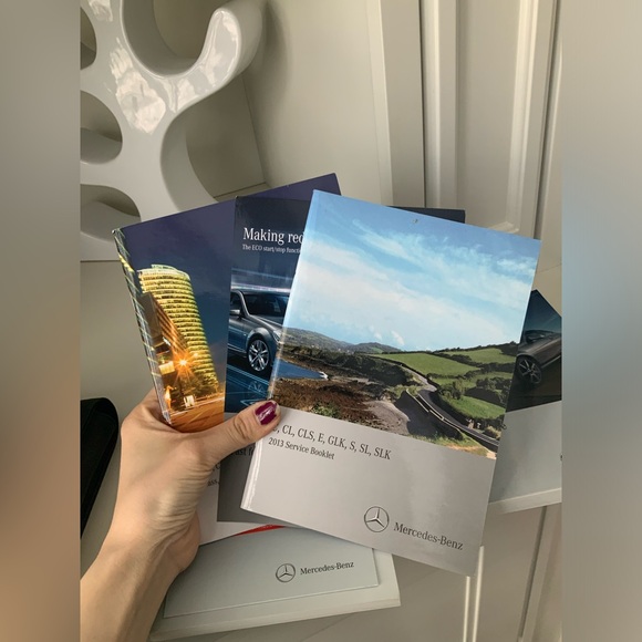 MERCEDES-BENZ 2013 Service Booklets with Case Car instructions and Manuals - Picture 4 of 11